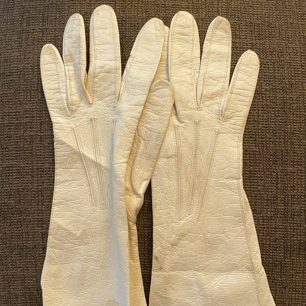 Vintage Gant Perrin white leather gloves
